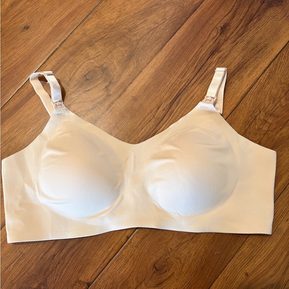 NEW! XL Momcozy nursing bra